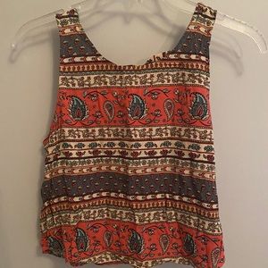 Patterned crop top, cut out back Forever 21 size S